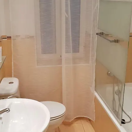 Apartamento Hispalis Luis Montoto *